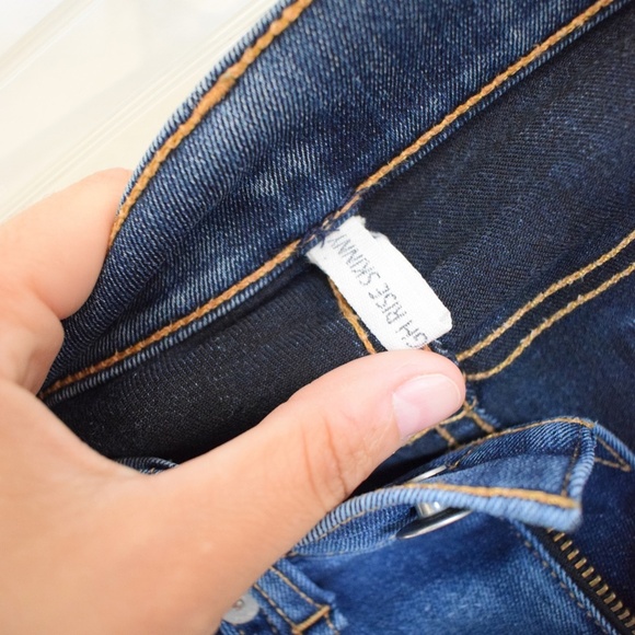 Rag & Bone High Rise Skinny Jeans - Picture 5 of 7